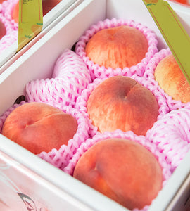 [Pre-Order] Peach 桃 / 1.5kg, 5pcs / 18玉 5個