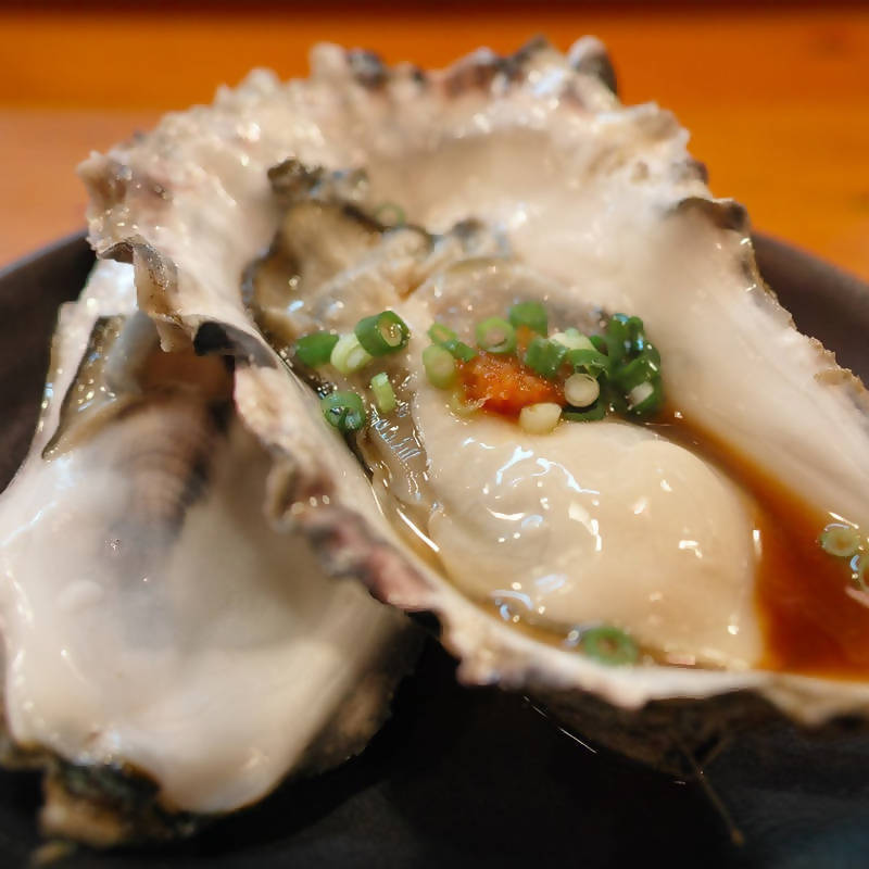 [Sashimi Grade] Yamada Bay Oyster Large (4pcs) with whole shell