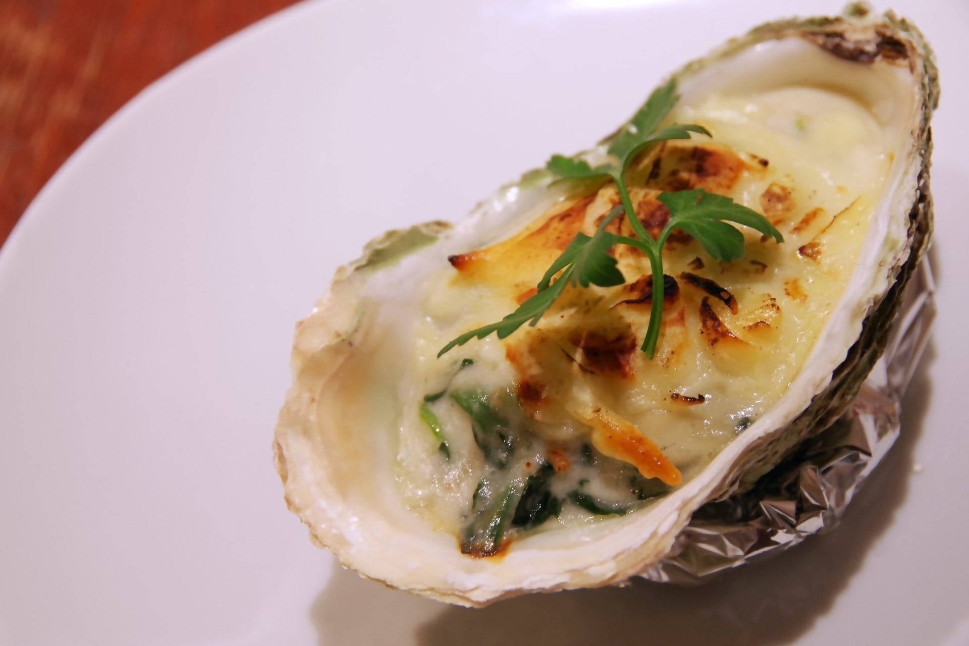 [Sashimi Grade] Yamada Bay Oyster (12pcs) with whole shell