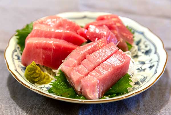 [Sashimi Grade] Ootoro (Fatty Bluefin Tuna) from Misaki Fishing Port
